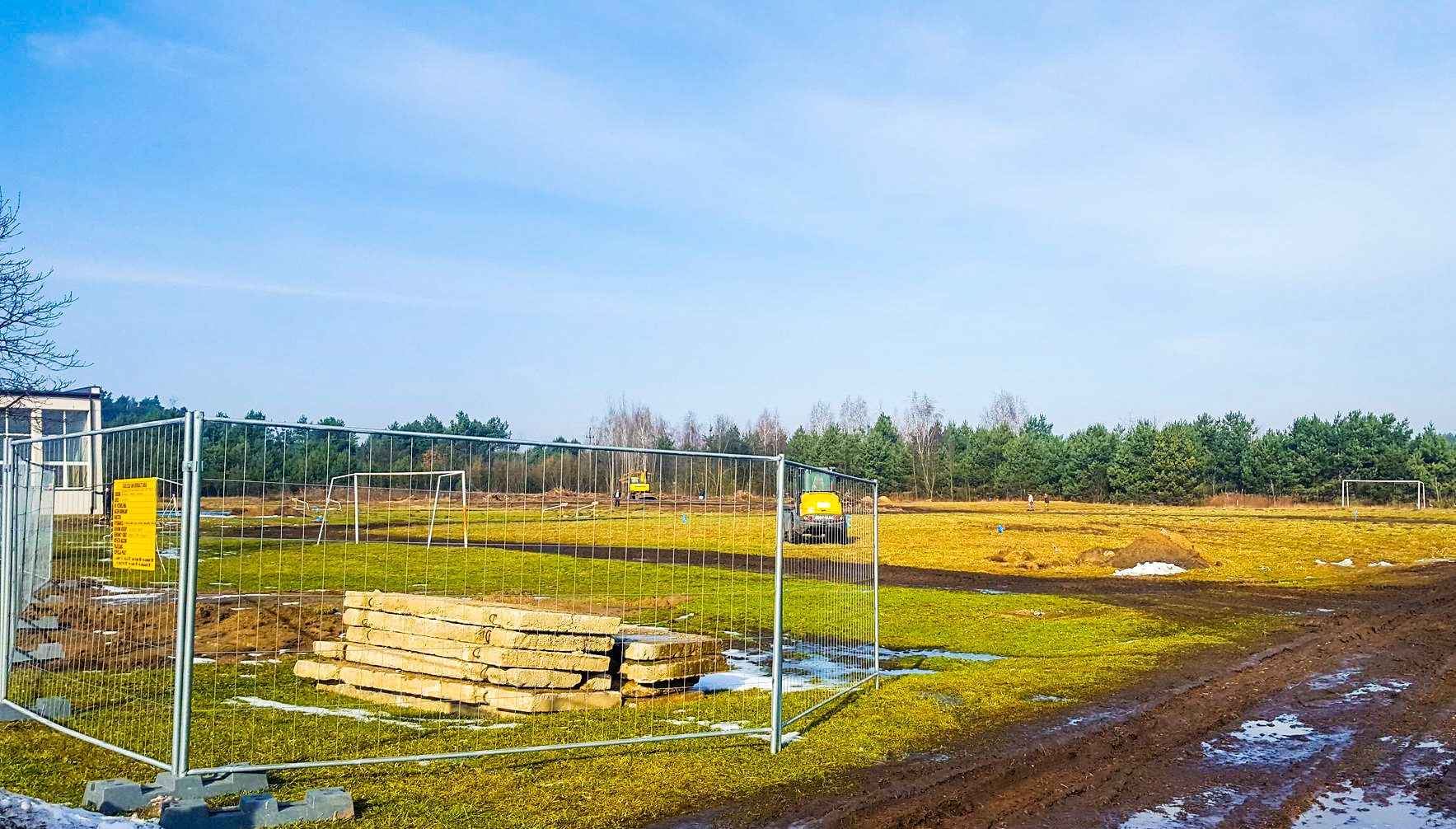 Nowa jakość sportu w gminie Młodzieszyn. Powstaje nowoczesny kompleks lekkoatletyczny!